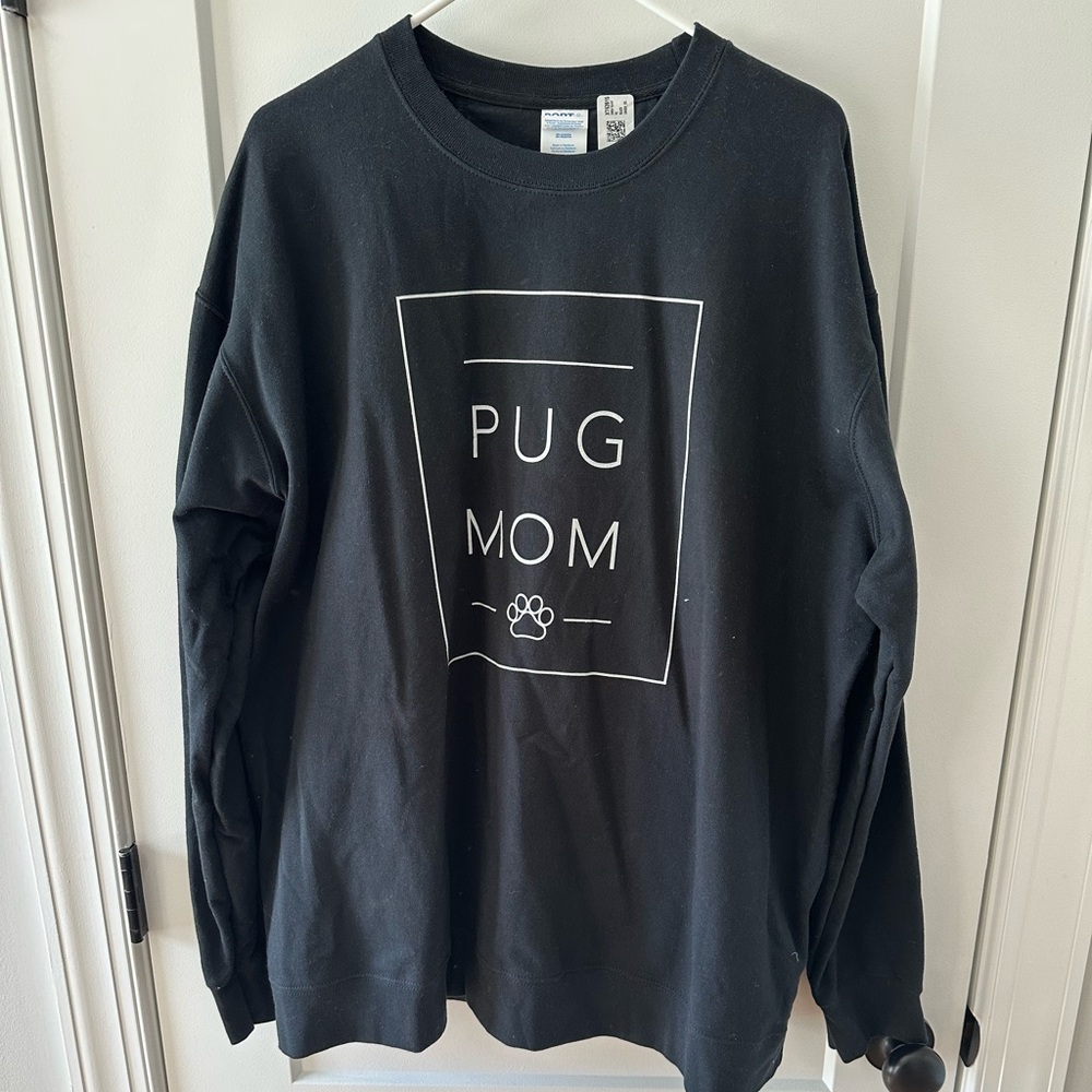 Gilden Pug Mom Black CrewNeck - Size 2XL